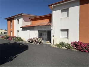 t3 à la vente -   17200  ROYAN, surface 57 m2 vente t3 - UBI473852501